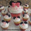 Minnie Mouse Big Cupcakes and Cupcakes