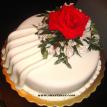 Red Rose Flowers Cake